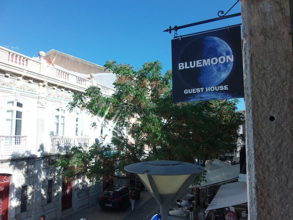 Blue Moon Guesthouse Лагос Екстериор снимка